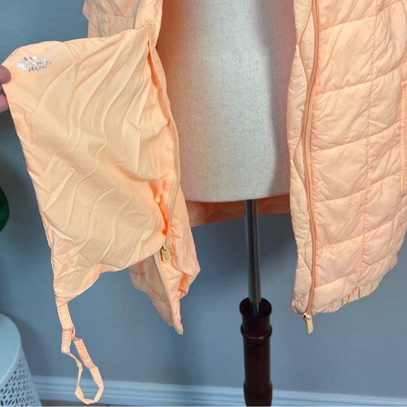 FREE PEOPLE FP Movement Women’s L Mango Orange Piper Puffer Packable Vest - Picture 8 of 14